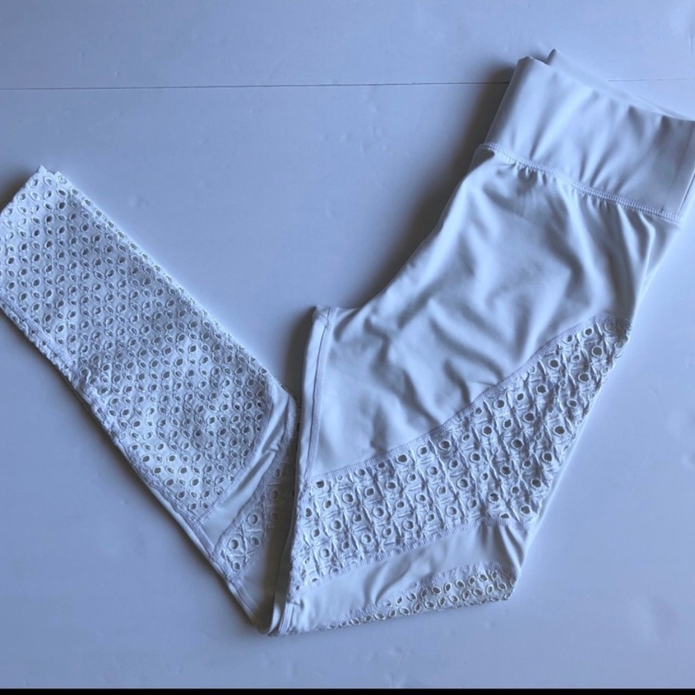 Size medium carbon workout pants
